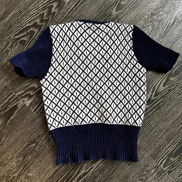 Chic Blue and White Knit Top / Scotch English / Size Small - Picture 4 of 4